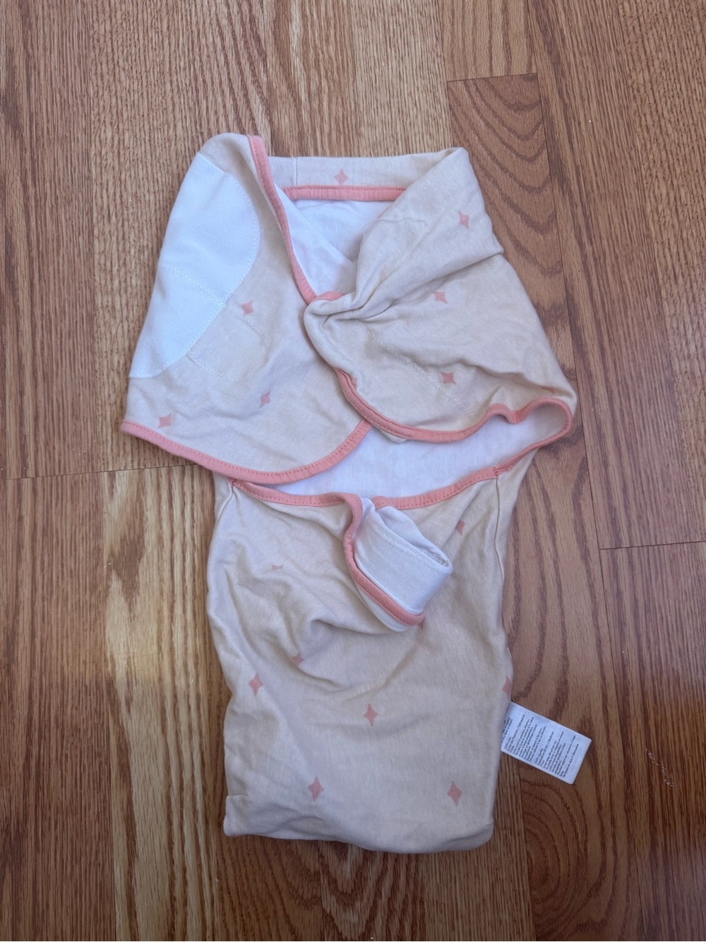 Women's Soft Pink Diamond-Print Sleep Swaddle with Coral Trim